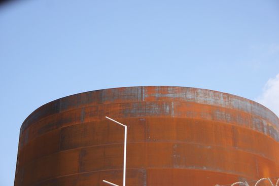 Wer hat denn hier den Stahl für den Öltank geliefert?