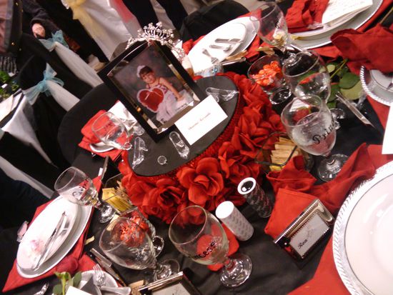 unser Tisch beim "Senior Serv" (Motto war "Princess")^^