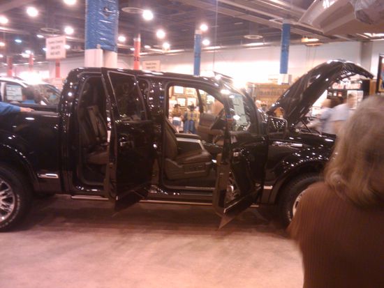 ziemlich geile Karre...