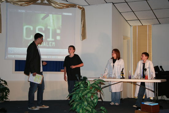 Im Labor! (immernoch im Jahre 33 oder so)