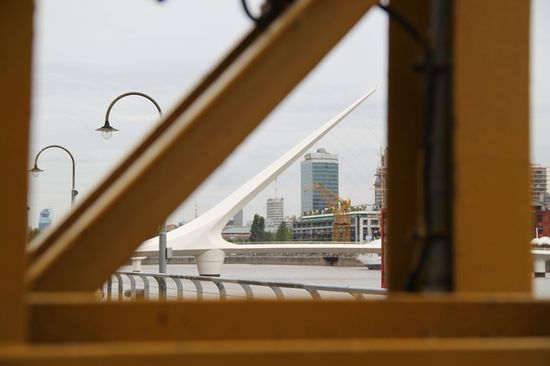 Puente de la mujer - Die Frauenbrücke