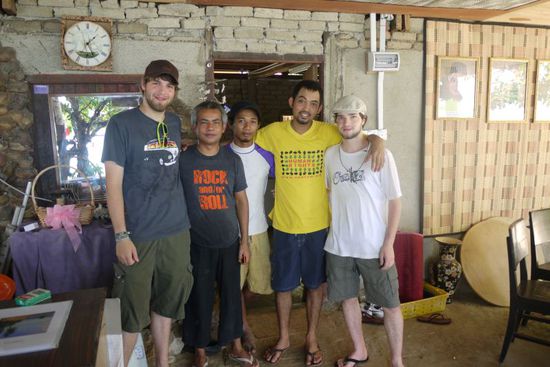 Steve, One, Dean, Ben und Ich (Namen fuer Europaeer stark verkuerzt)