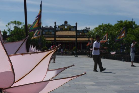 ...nochmal hinter den Mauern