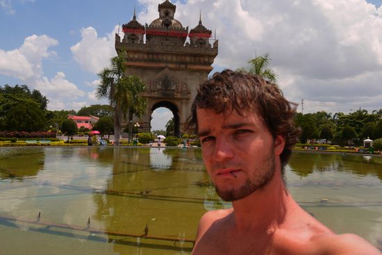 Vientiane (leichte Augeninfektion)