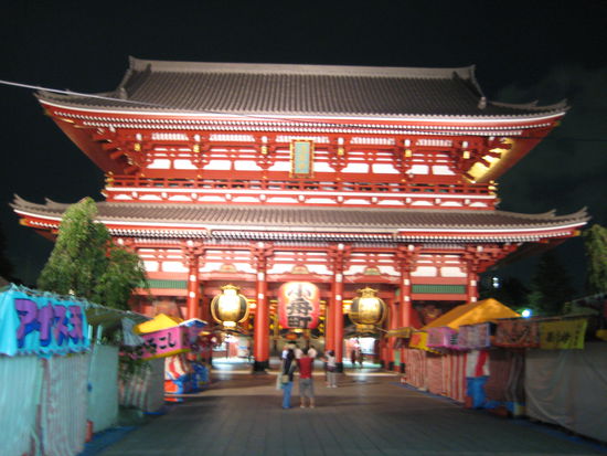 noch schöner als am Tag! Leider habe ich keine feste Unteröage gefunden für ein gutes Bild...