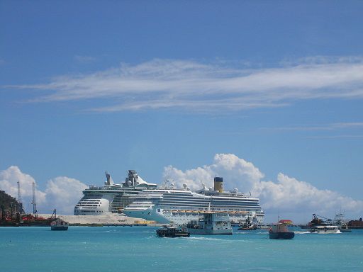 Costa vor St. Maarten