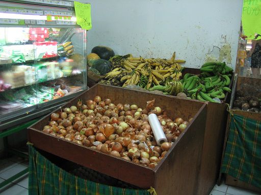 Gemüseabteilung in Guadeloupe