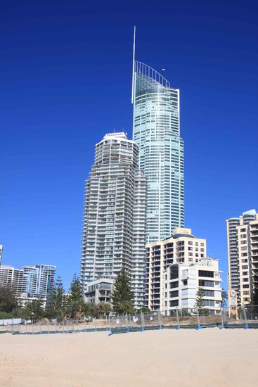 Wolkenkratzer am Meer