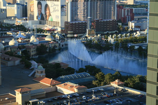 Unser Blick aus dem Hotelzimmer ging direkt auf den See des Bellagio-Hotels.