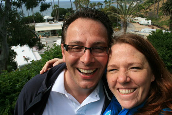 Sonnenbrand Alarm unter Palmen