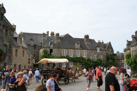 Jubel, Trubel, Heiterkeit auf dem alten Marktplatz.