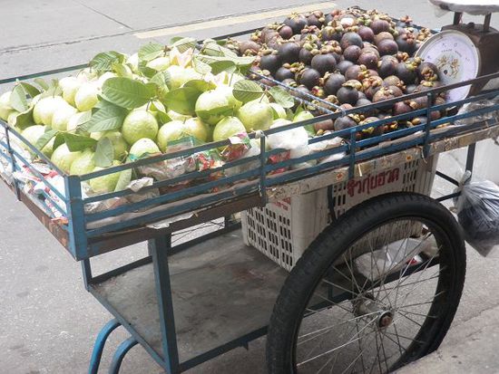 Auch exotische Früchte...