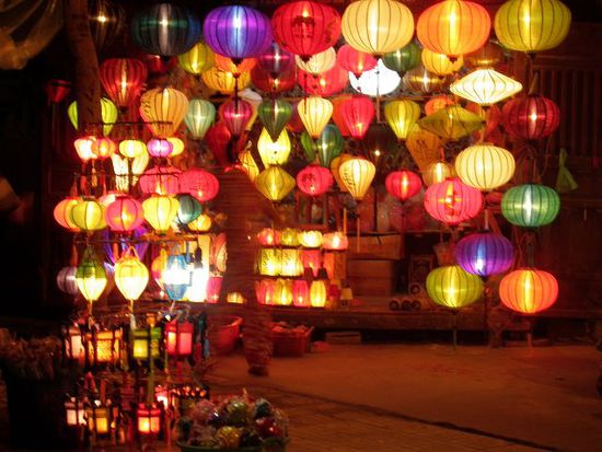 Auch für seine handgemachten farbigen Lampions ist Hoi An berühmt.