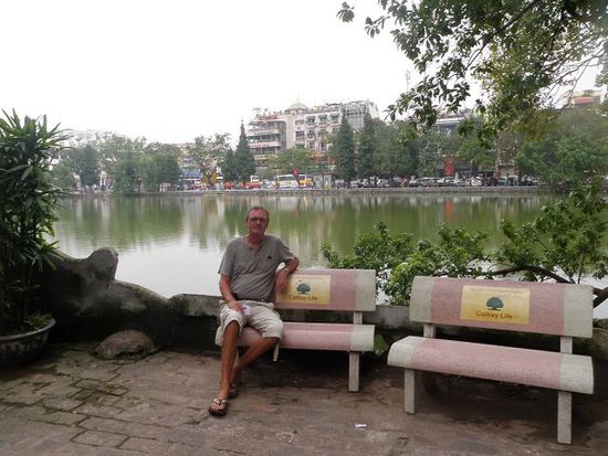 Am Hoan Kien See, mitten in der Altstadt und gleich um die Ecke von unserem Hotel.