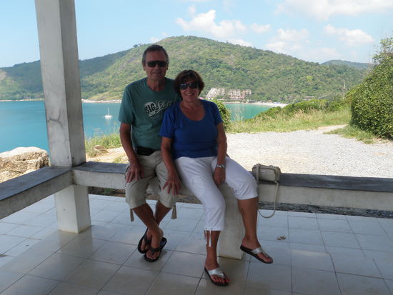 Wir geniessen die heissen Tage und das Strandleben.