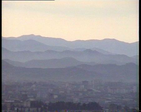 Morgenstimmung in Tirana... Sie ist Gott sei Dank unabhängig vom Wandel der Zeit!