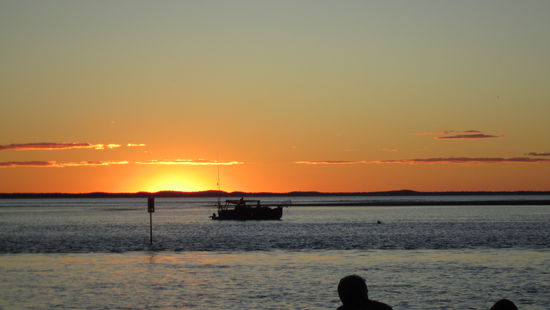 schoen oder??? Ich liebe sonnenuntergaenge