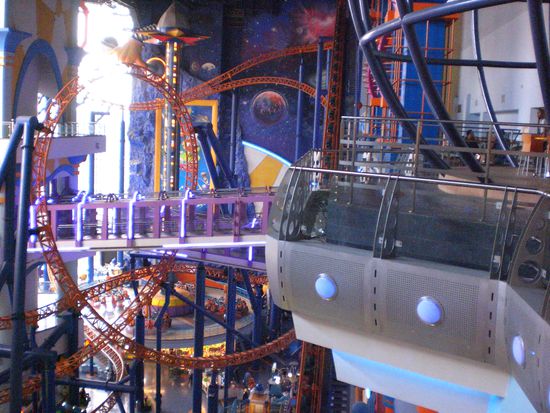 Freizeitpark im Kaufhaus