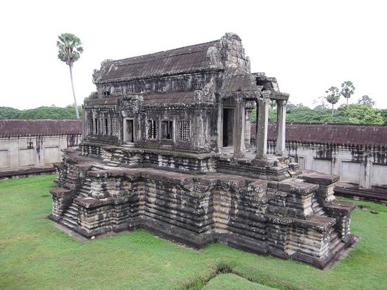 Gebäude im Innenhof des Angkor Wat