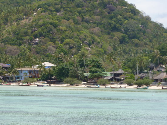 Unsere Bucht. Hier laesst es sich wunderbar aushalten und hier sind echt wenig Leute... Wunderbar zum Erholen