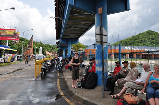 Warten auf die Faehre