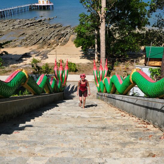 Der Weg zum grossen goldenen Buddha