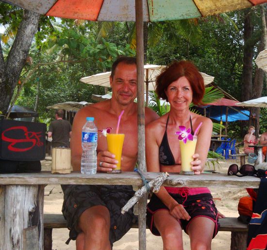 ein letzter Fruchtshake bei Komol's Corner (uebrigens ohne Alkohol, so was trinken wir auch ab und zu )