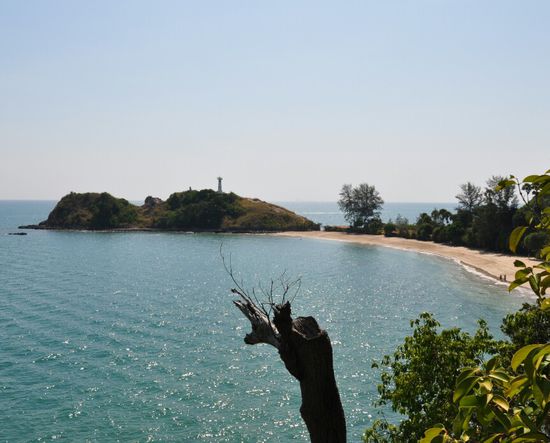 Das ist der Strand im Nationalpark mit Leuchtturm.