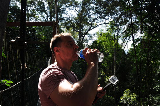 Die Höhe kommt leider nirgends rüber und ich konnte auf dem Walkway keine Fotos von Rüdiger machen, dann hätte ich ja loslassen müssen