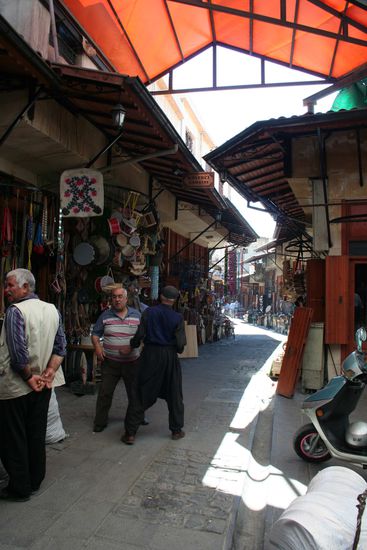 Hier mal eine typische Männerhose im Bazar.