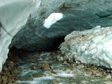 Eishöhle mit Oberlicht