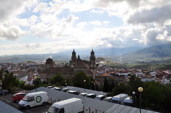 Mit Blick auf die Kathedrale