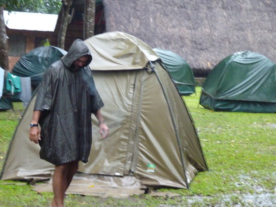 das Camp stand unter Wasser