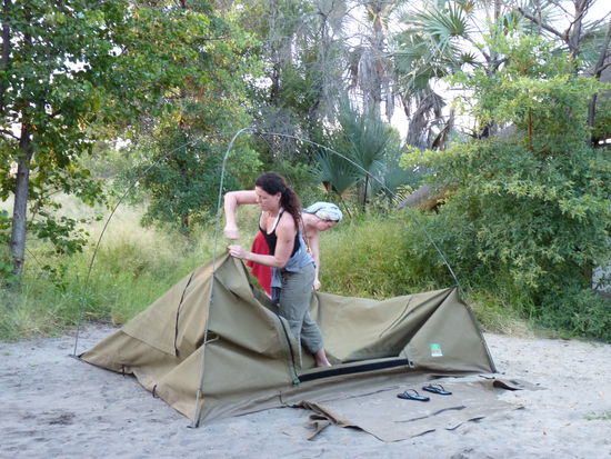 jetzt werden die Zelte abgebaut