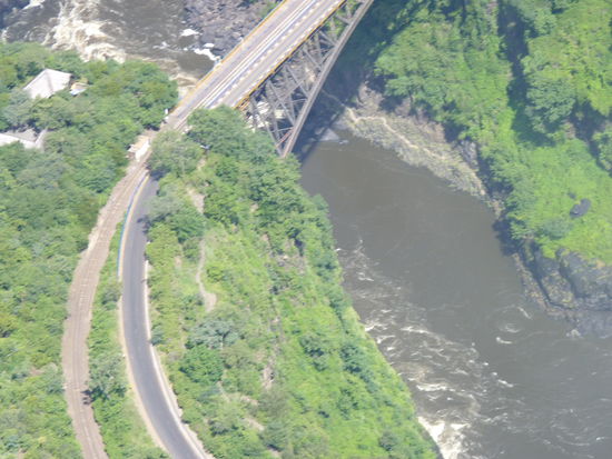 Die Brücke nach Sambia