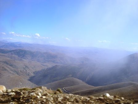 Auf ca. 2500 Meter waren wir raus aus dem Nebel und hatten ne herrliche Weitsicht