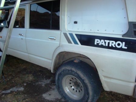 Jetzt glänzt er wieder und wir konnten mit einem sauberen Nissan Patrol in den Iran einreisen