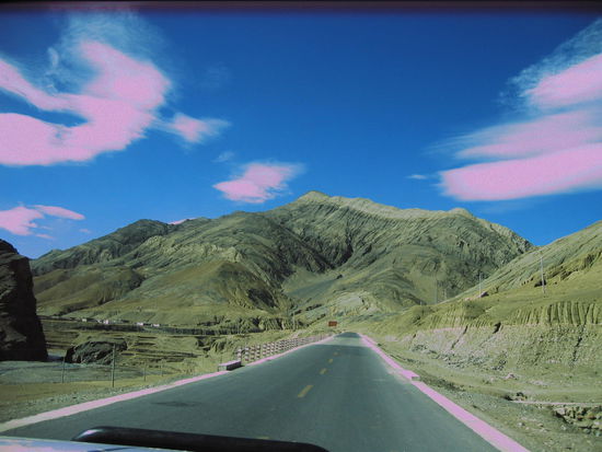 Runter vom Pass zum See