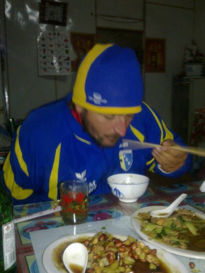 Das Einzige, was ich beim Sylvestermenü rasch auszog, waren meine Handschuhe,brrrr - und dann ab ins Bett