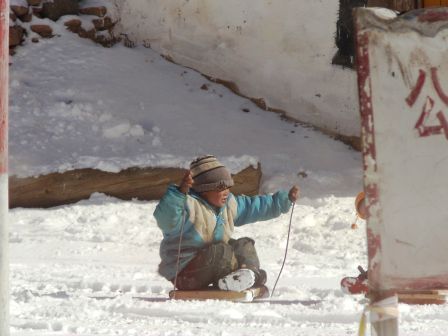 Und so wird geschlittelt in Osttibet
