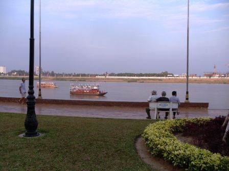 Tonlé Sap River, vor unserer "Haustüre"