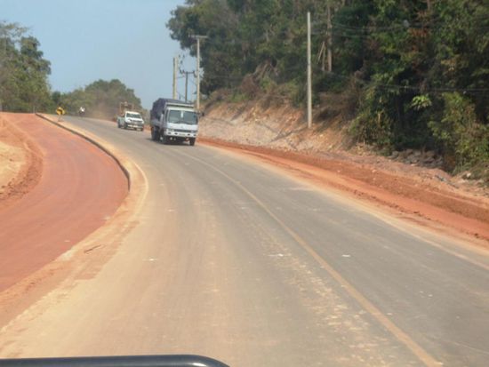 Ankunft in Thailand. Ja, auch wir habens rasch kapiert; ist Linksverkehr