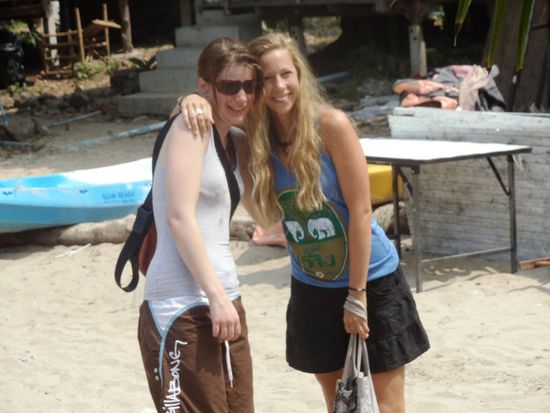 Am nächsten Morgen nahmen wir dann Abschied von Michelle und Tonia - seht noch frisch aus, oder?