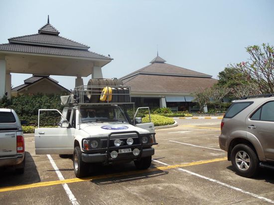 Vor der Abfahrt mussten wir zuerst unseren Nissan Patrol so richtig durchlüften