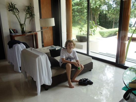 ...Sascha die Villa und den Pool genossen