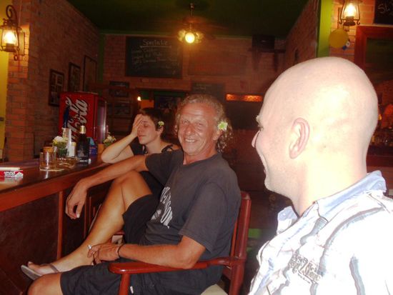 mit den dazugehörenden Schlummerbierchen im Pub nebenan