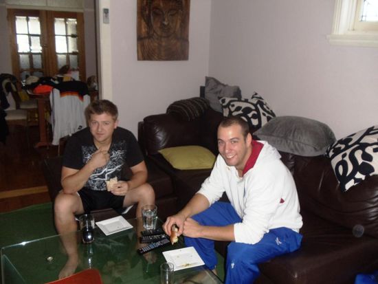 ..Scotty und Tobi schauten fern..