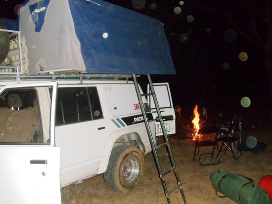 Auch unsere Dachzelte waren schnell aufgestellt