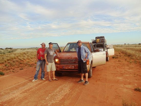 Auf den unendlich langen Strassen machten wir immer wieder einen kurzen Halt für ein Bier, Pippi und Schwätzchen