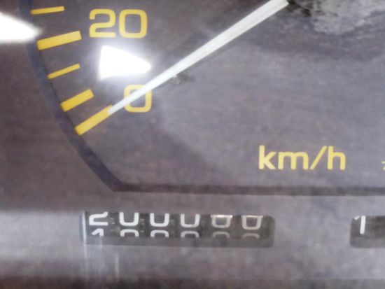Das nächste grosse Ereignis: Der Km-Zähler unseres Nissan Patrol erreichte die 200'000 Km Marke.
